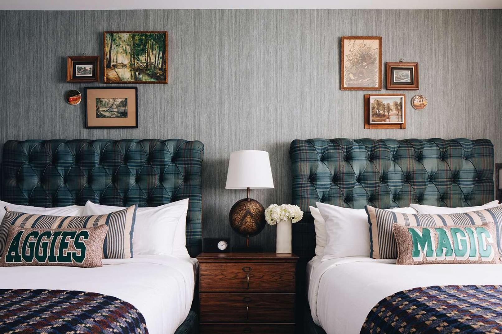 Graduate By Hilton East Lansing Hotel Bagian luar foto