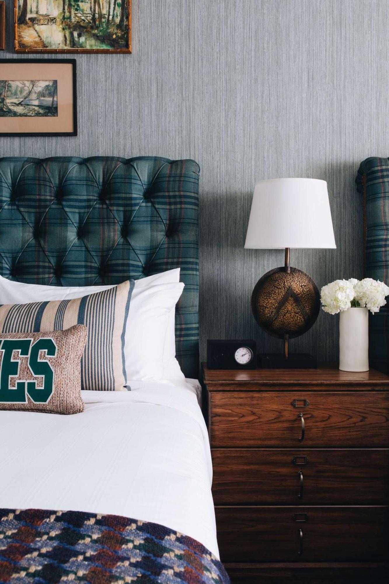 Graduate By Hilton East Lansing Hotel Bagian luar foto