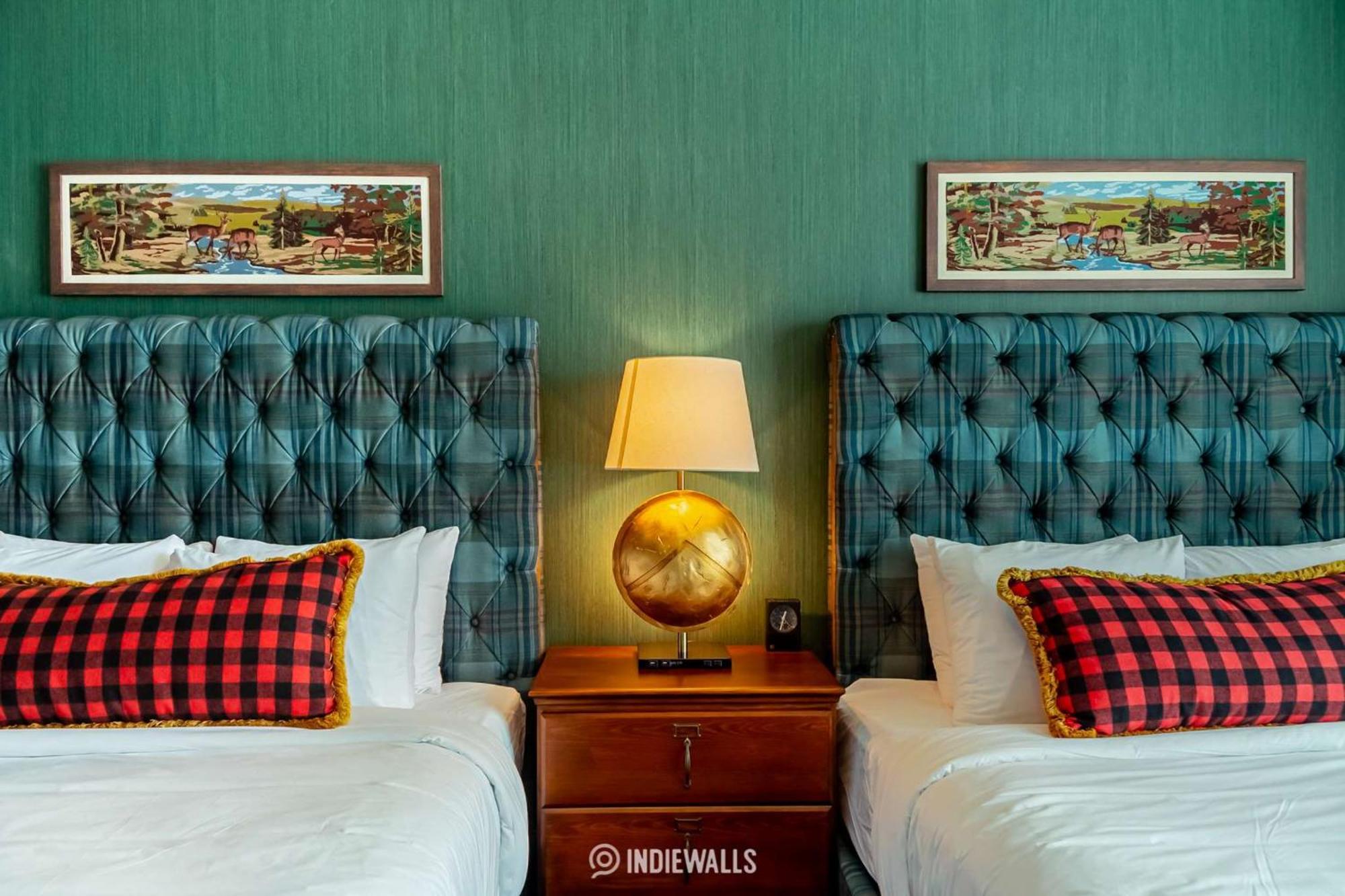 Graduate By Hilton East Lansing Hotel Bagian luar foto